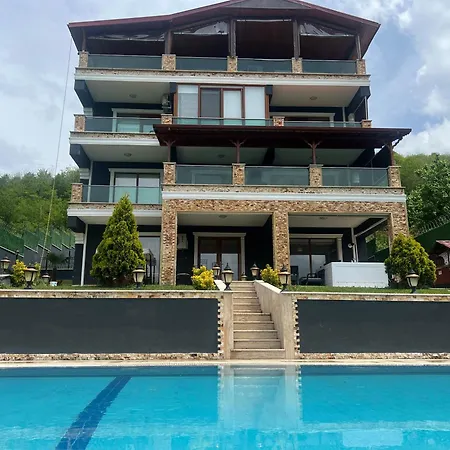 Ξενοδοχείο με διαμερίσματα Montana Butik Sapanca